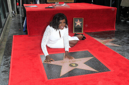 Viola Davis erhält einen Stern auf dem Hollywood Walk of Fame in Los Angeles