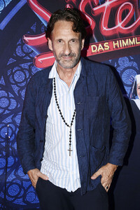Musicalpremiere 'Sister Act - Das himmlische Musical' in Berlin