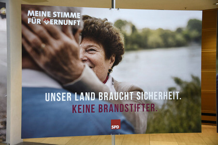 Pressekonferenz und Plakatvorstellung mit Sigmar Gabriel