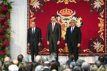 Verleihung der Royal Cavalry Armory University Awards in Sevilla