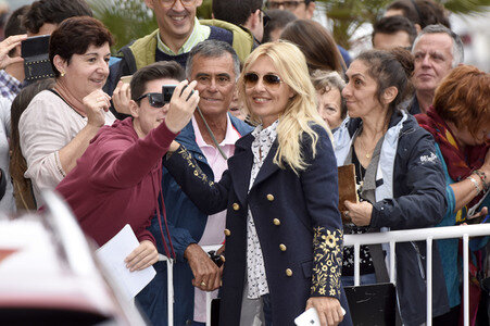 Ankunft von Cayetana Guillén Cuervo auf dem San Sebastian Film Festival 2017
