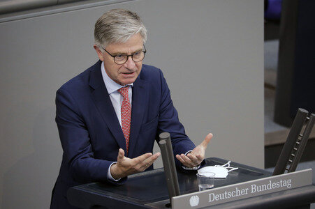 233. Sitzung des Deutschen Bundestages in Berlin