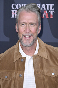 Filmpremiere 'Corporate Retreat' in Burbank