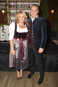 Hofbräu Festzelt Krugvorstellung 2017 in München