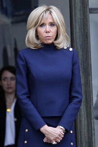 Brigitte Macron empfängt Melania Trump in Paris