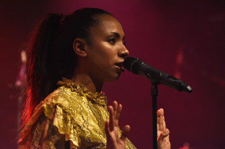 Konzert von Y'Akoto in Hannover