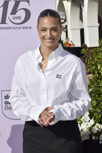 Photocall zum 15-jährigen Jubiläum des Designer Outlet Berlin in Wustermark