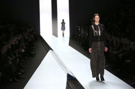 Dorothee Schumacher Fashion Show auf der Mercedes-Benz Fashion Week Autumn/Winter 2016 in Berlin