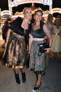 Almauftrieb beim Oktoberfest 2025 in München