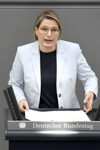 70. Sitzung des Deutschen Bundestages in Berlin
