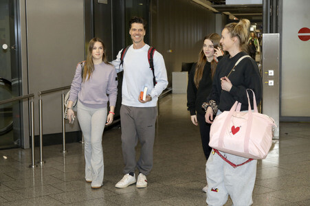 Abflug ins Dschungel-Camp 2026 vom Flughafen Frankfurt am Main