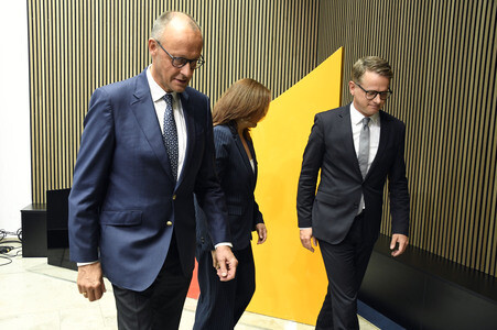 Pressekonferenz mit Friedrich Merz in Berlin