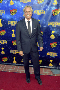 42. Saturn Awards in Burbank