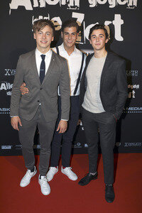 Filmpremiere 'Allein gegen die Zeit' in Berlin