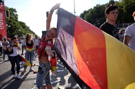 FIFA WM Public Viewing Deutschland gegen Südkorea in Berlin
