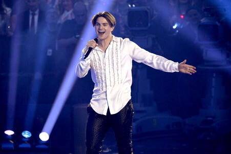 TV-Show 'Silvester-Schlagerbooom 2026 live - Die Wunderlichtershow!' in München