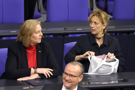 53. Sitzung des Deutschen Bundestages in Berlin