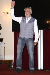 Theaterpremiere 'Der eingebildet Kranke' und 90. Geburtstag von Dieter Hallervorden in Berlin