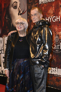 Musicalpremiere 'Wir sind am Leben - Das Berlin Musical' in Berlin