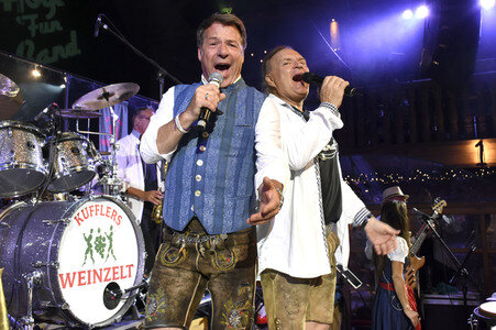 Kufflers Weinzelt auf dem Oktoberfest in München
