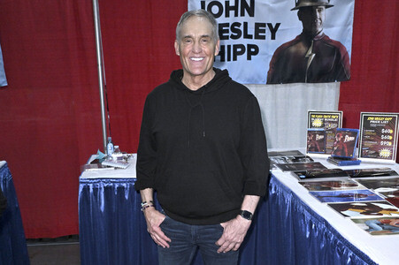 Comic Con Revolution in Ontario
