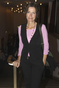 Theaterpremiere '2:22 - Eine Geistergeschichte' in Berlin