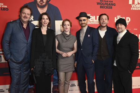 Filmpremiere 'Der Held vom Bahnhof Friedrichstraße' in Berlin