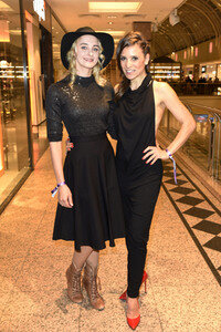 Late Night Shopping Party in Hamburg