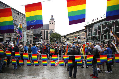 Mahnwache für die Opfer des Terror-Anschlags von Orlando in Köln