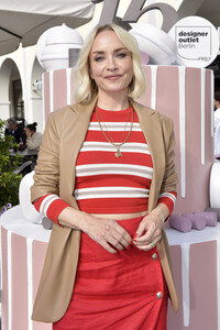 Photocall zum 15-jährigen Jubiläum des Designer Outlet Berlin in Wustermark