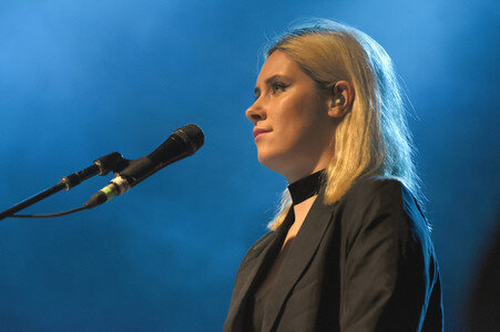 Konzert von Walking on Cars in Hannover