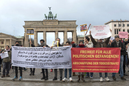 Proteste gegen die iranische Regierung in Berlin
