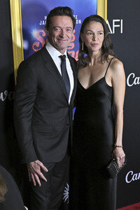 Closing Ceremony und Filmpremiere 'Song Sung Blue', AFI Fest 2025 in Los Angeles