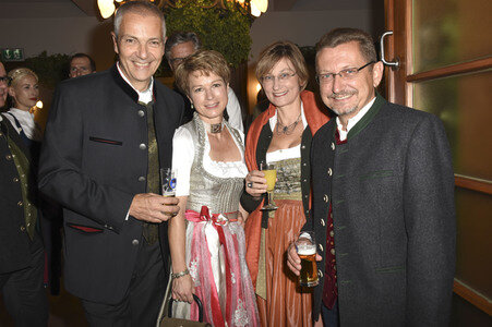 Hofbräu Festzelt Krugvorstellung 2017 in München