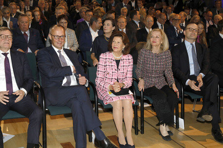 Verleihung des Sonderpreises vom Deutschen Mittelstandspreis 2025 in Berlin