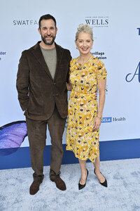 Rape Treatment Center and Stuart House Brunch mit dem Cast von 'The Pitt' in Los Angeles