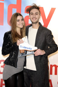 Gala Premiere von 'Holiday on Ice - Believe' in Stuttgart