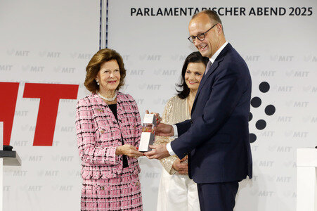 Verleihung des Sonderpreises vom Deutschen Mittelstandspreis 2025 in Berlin