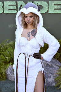 Season 2 Premiere 'Avatar - Der Herr der Elemente' in Los Angeles