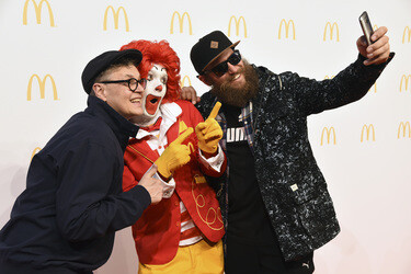 Grand Opening vom McDonald's Restaurant am Flughafen, Frankfurt