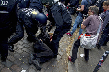 Demonstrationen gegen Räumung der besetzten Gerhart-Hauptmann-Schule, Berlin