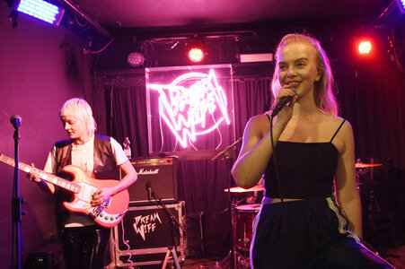 Konzert von Dream Wife in Hannover