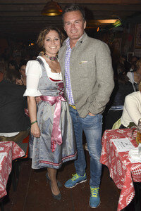 Feier zum HipPopdrom Charity Golfturnier in München
