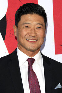 Filmpremiere 'Blumhouse präsentiert: Wahrheit oder Pflicht' in Los Angeles