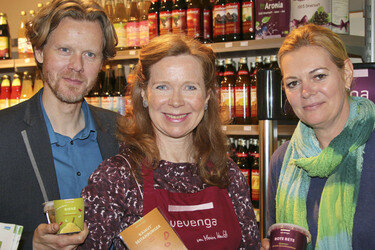 Verkaufsstart der Veganprodukte 'Vevenga' von Marion Kracht, Hamburg