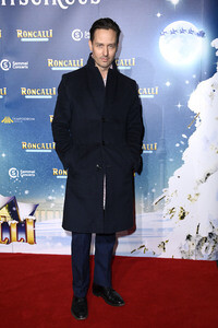 Premiere des 21. Original Roncalli Weihnachtscircus 2025 in Berlin