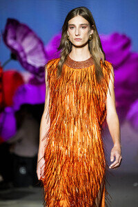 Lola Casademunt by Maite Fashion Show auf der Mercedes-Benz Fashion Week Madrid