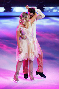 2. Live-Sendung der TV Show 'Dancing on Ice' in Köln