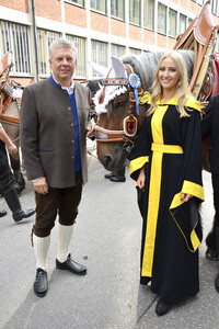Wiesn-Einzug der Festwirte und Brauereien in München