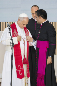 Papst Leo XIV. besucht das Cedia 24 Horas in Madrid